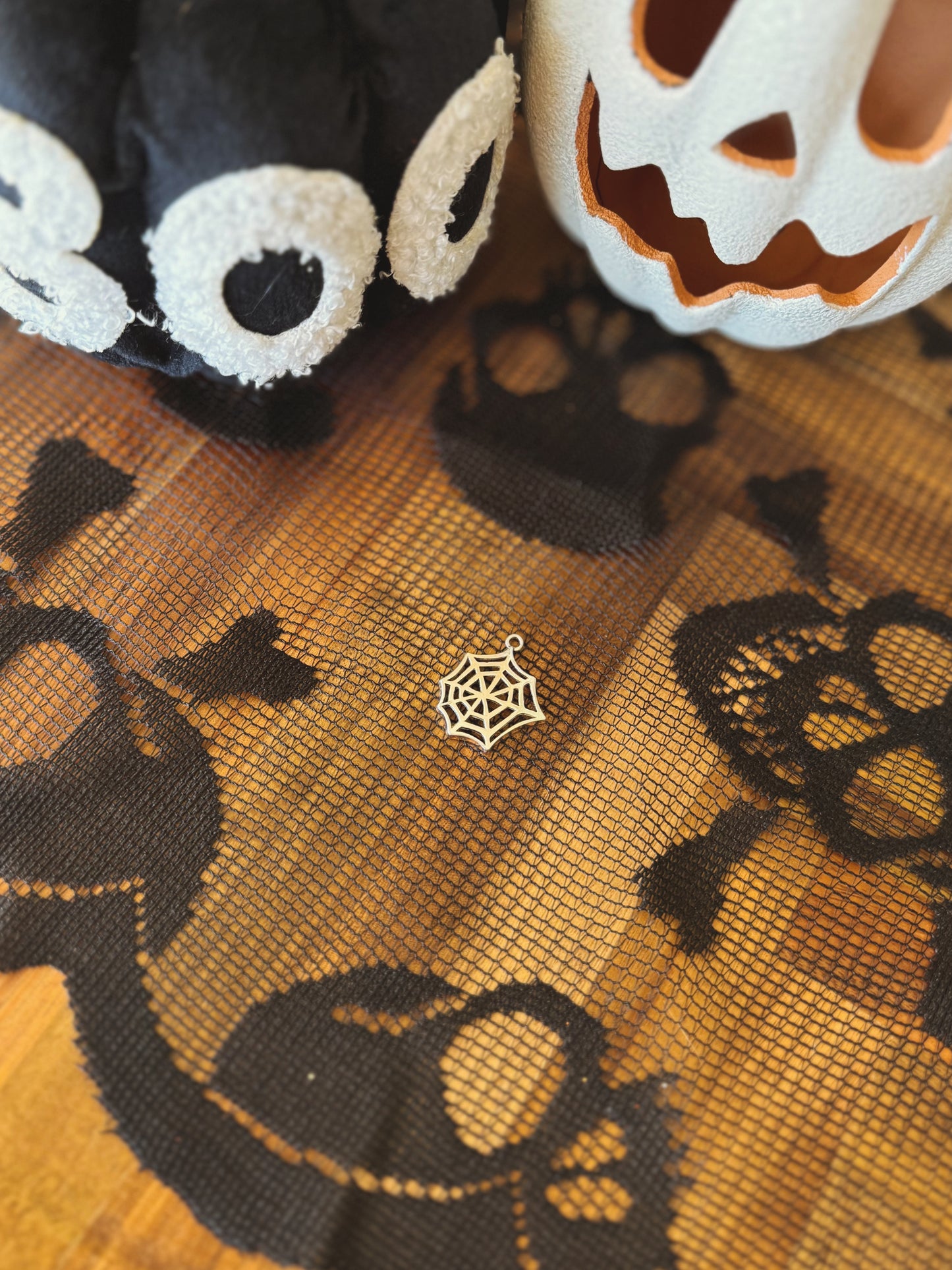 spider web charm | add on