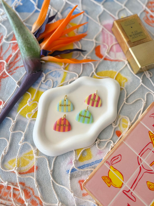 Beach blanket | Clay pet id tag