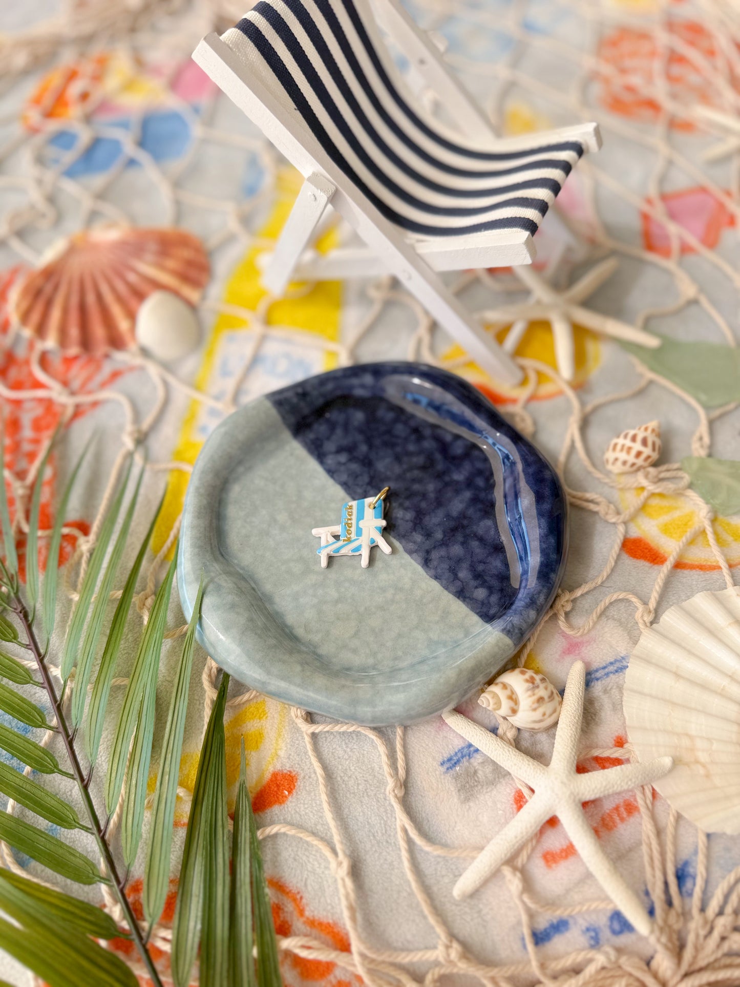 beach chair | Clay pet id tag